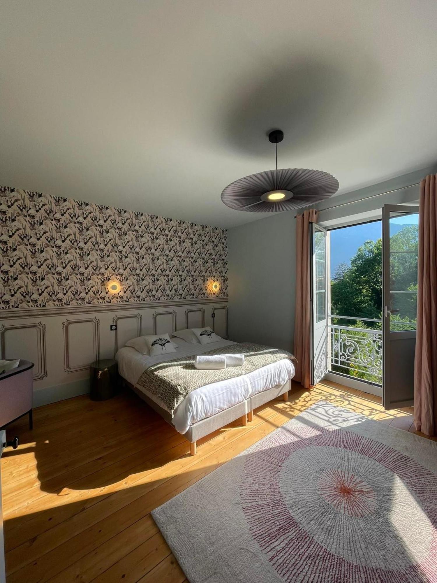 Domaine Clairfontaine Noyarey - Suites Junior Exterior photo
